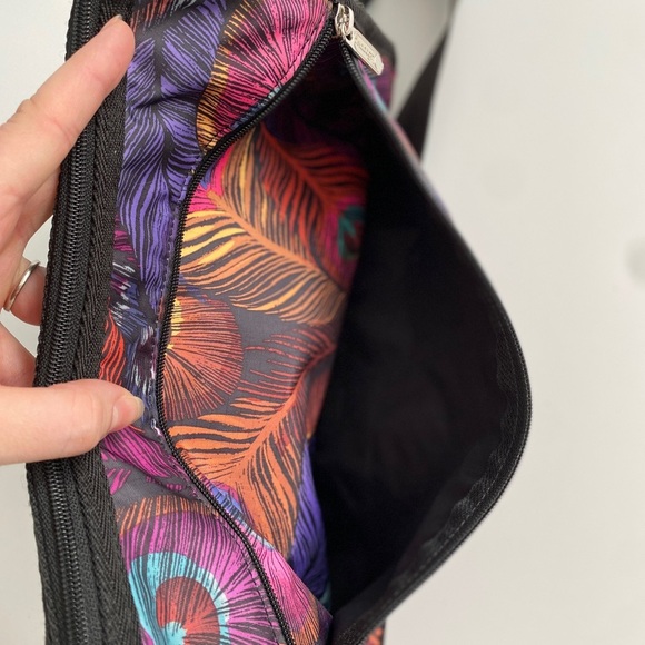 LeSportsac Peacock Feather Masquerade Bag Shoulder Crossbody Rainbow Pockets - Picture 7 of 11
